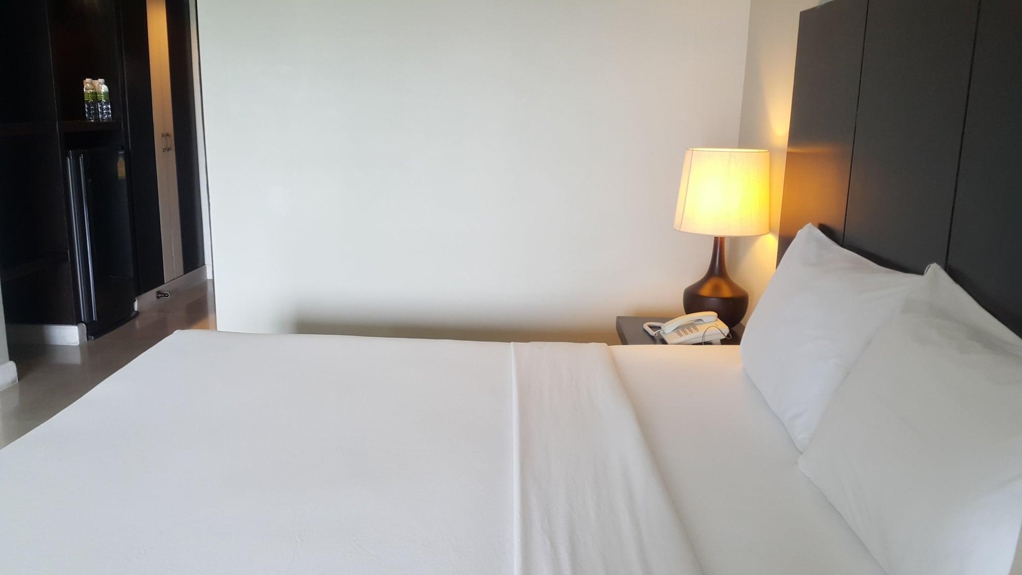 Summer Spring Hotel Паттая Екстер'єр фото