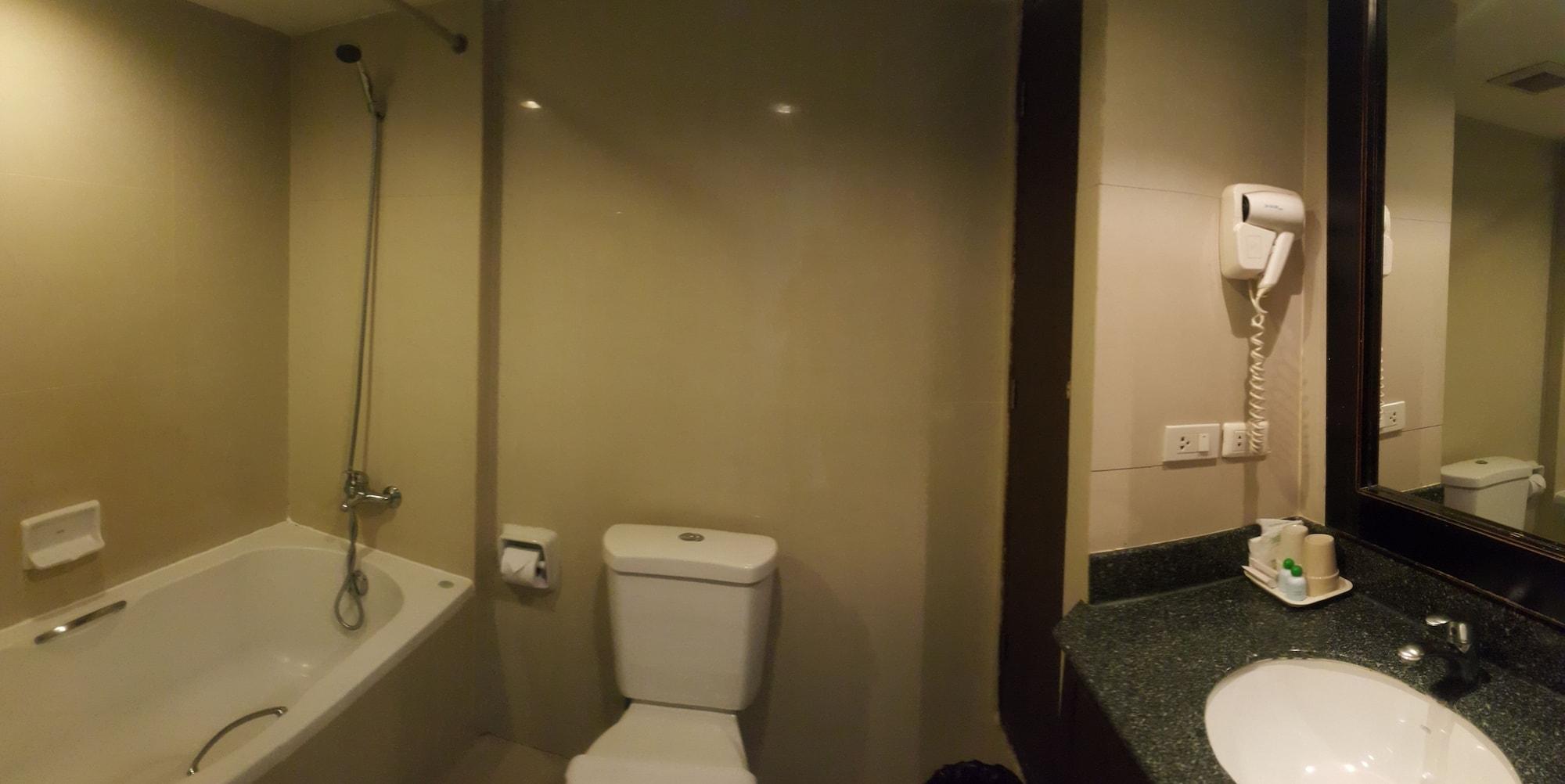 Summer Spring Hotel Паттая Екстер'єр фото