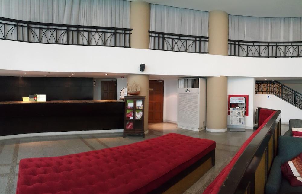 Summer Spring Hotel Паттая Екстер'єр фото