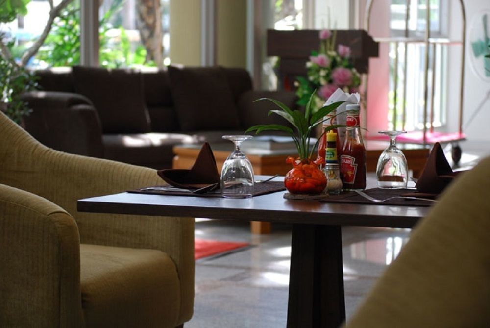 Summer Spring Hotel Паттая Екстер'єр фото